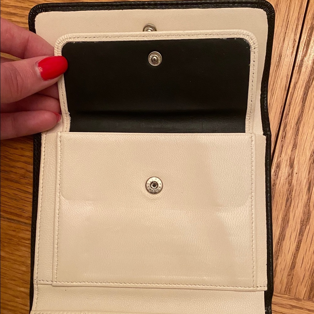 Mont Blanc Black wallet. - Picture 5 of 9